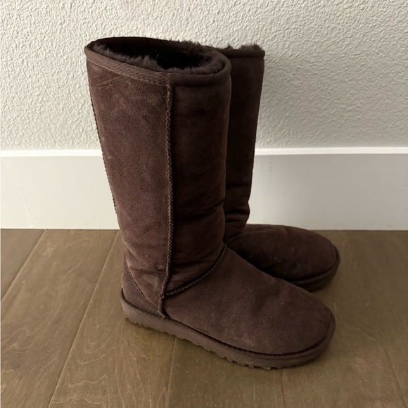 UGG Women’s Classic Tall II Boot - Picture 1 of 5